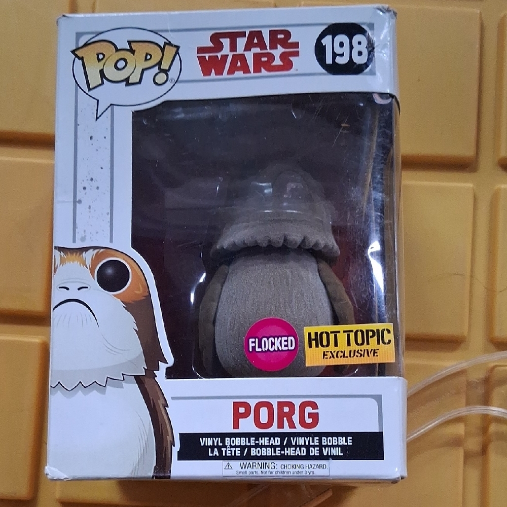 Star Wars Porg Flocked Figure - Brown and White